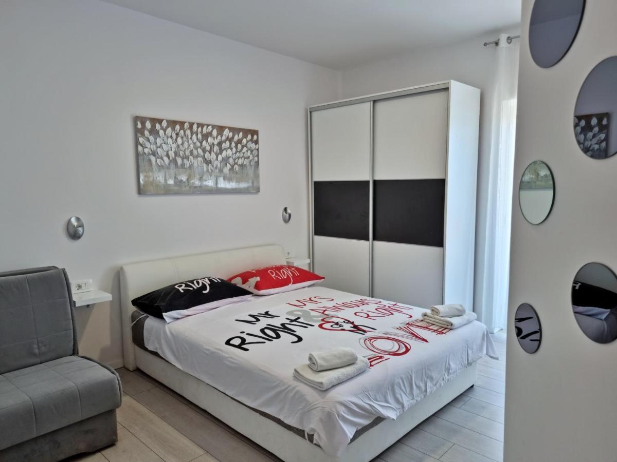 Apartment Milana Duce Luaran gambar
